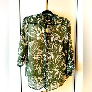 NWT KUT from the Kloth floral button down blouse